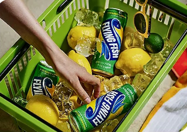 flying-fish-oxxo-mesa-de-bar1