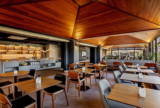 melia-tatuape-noites-tematicas-mesa-de-bar